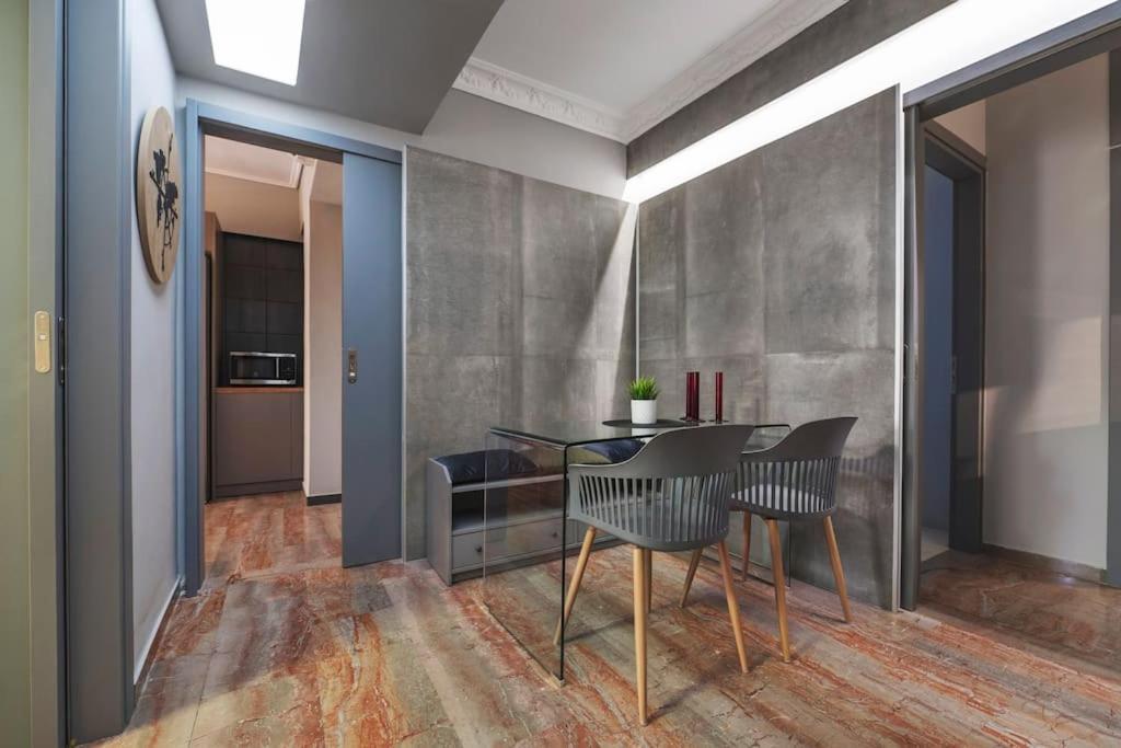 Beautiful Apt In Glyfada Center, Papandreou Street 雅典 外观 照片