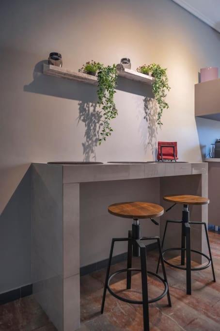 Beautiful Apt In Glyfada Center, Papandreou Street 雅典 外观 照片